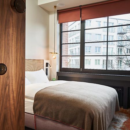 Hood House Hotell Hamburg-Harburg Rum bild